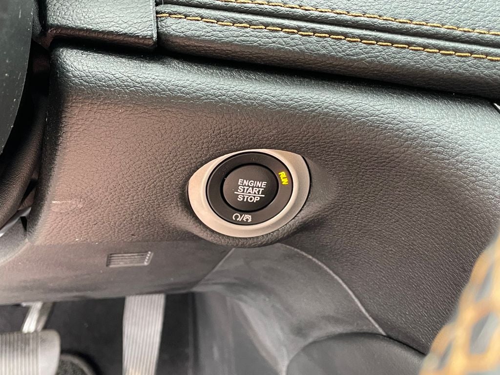 2021 Chrysler Pacifica Hybrid Pinnacle