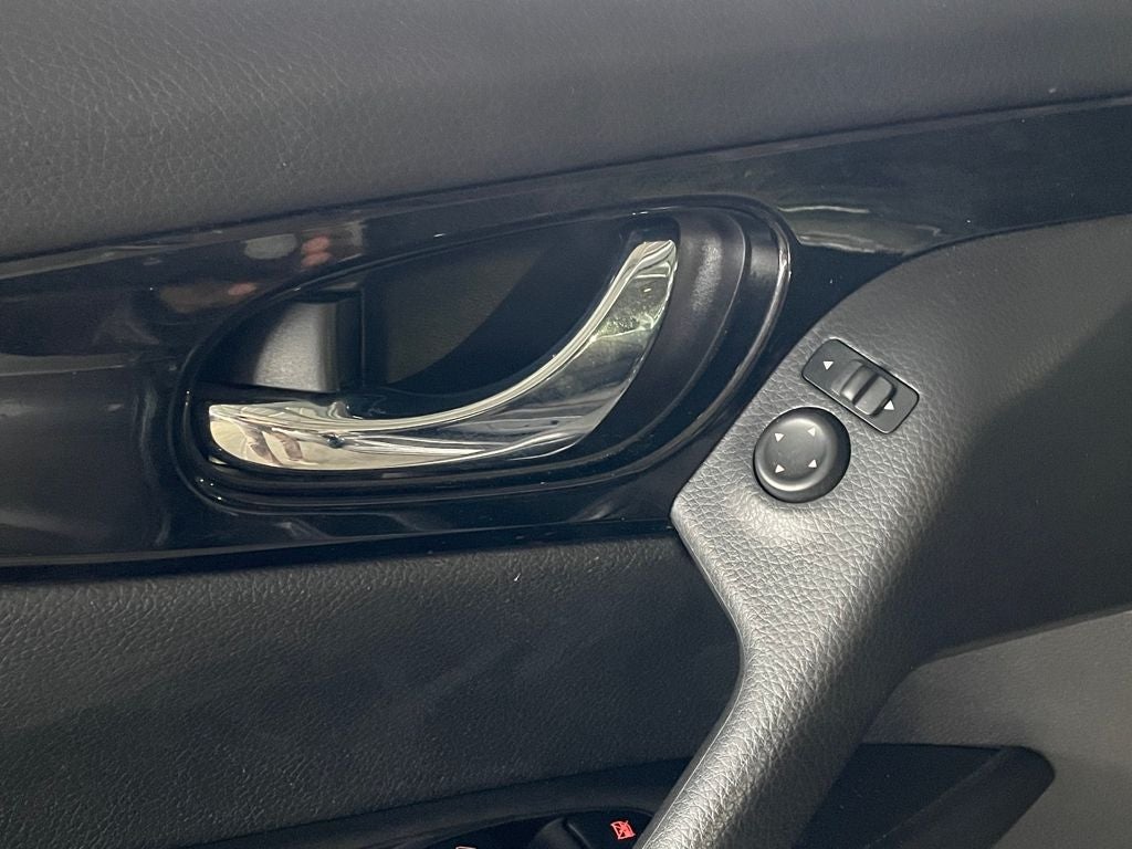 2020 Nissan Rogue Sport SV