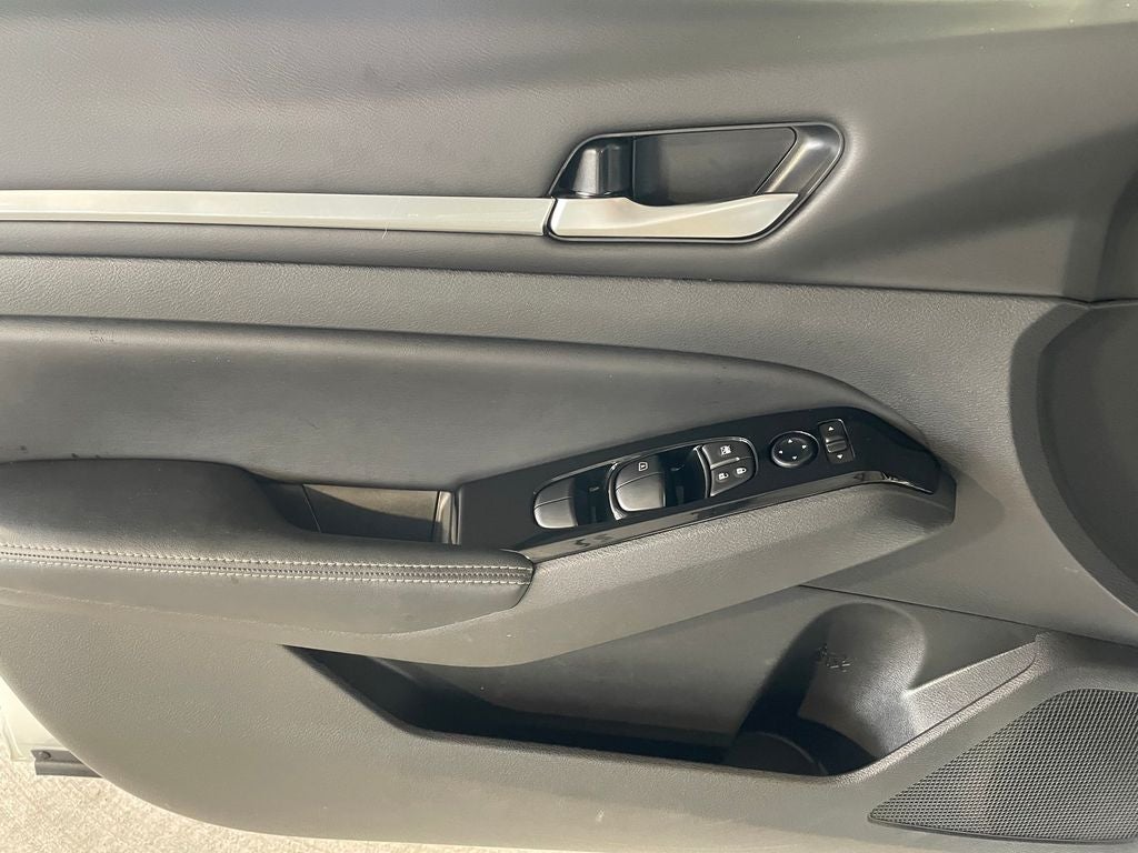 2024 Nissan Altima 2.5 SL