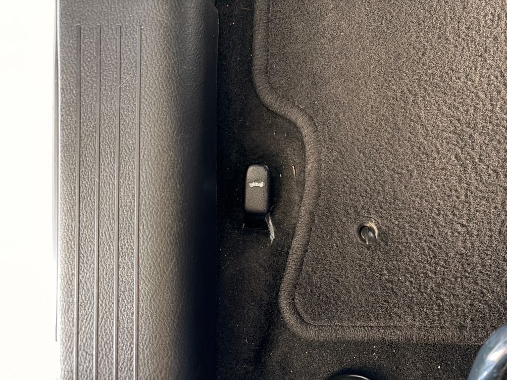 2023 Nissan Versa 1.6 SV