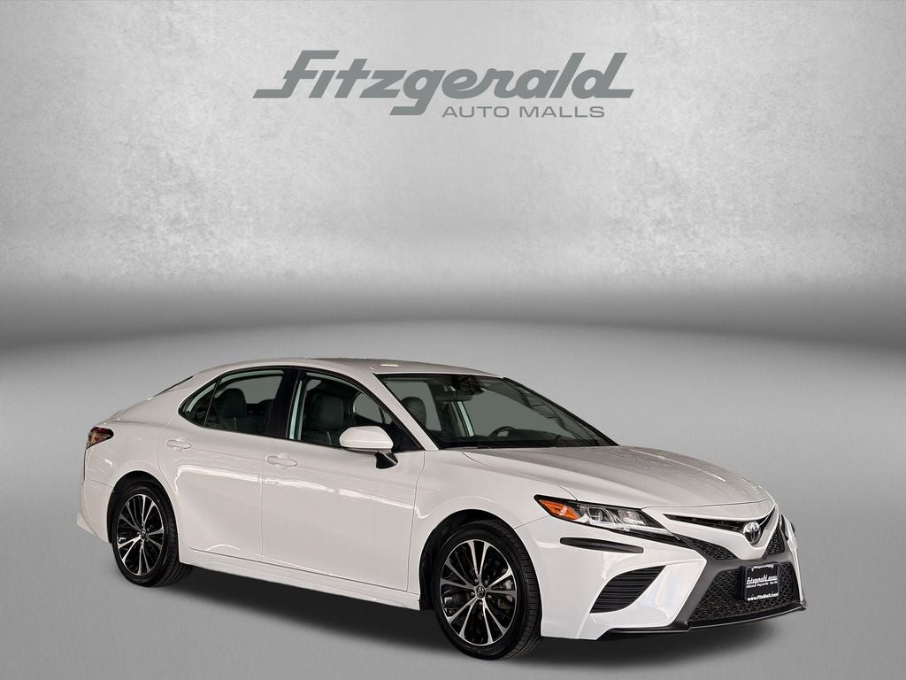 2019 Toyota CAMRY SE