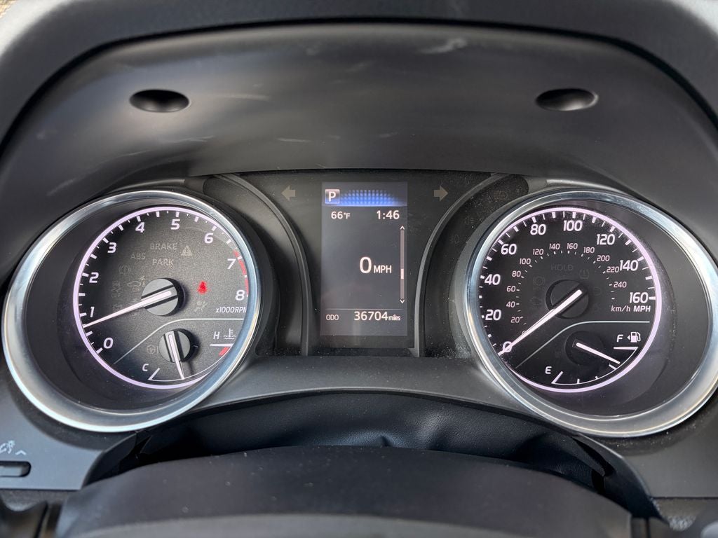 2019 Toyota CAMRY SE