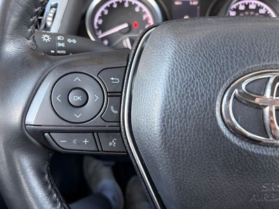 2019 Toyota CAMRY SE