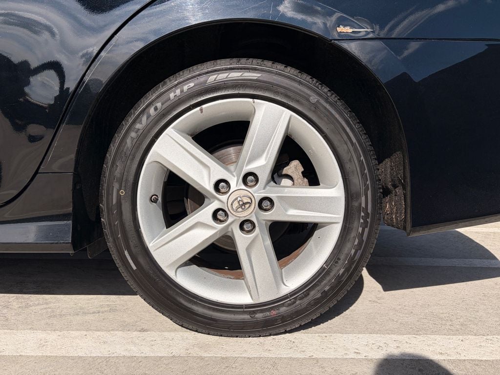 2012 Toyota CAMRY SE