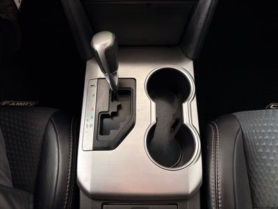 2014 Toyota CAMRY SE
