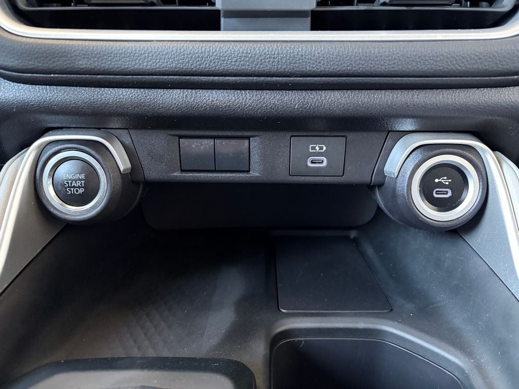 2025 Toyota GRAND HIGHLANDER LE