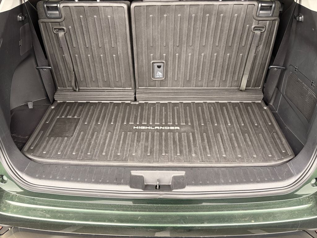 2025 Toyota HIGHLANDER XLE