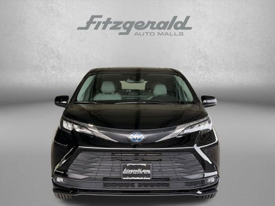 2025 Toyota SIENNA XLE XLE 8 Passenger