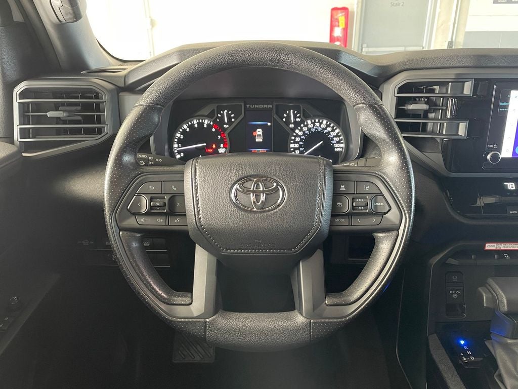 2025 Toyota TUNDRA 4X4 SR