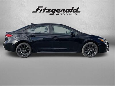 2025 Toyota COROLLA SE