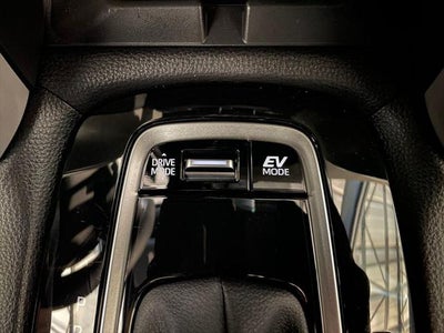 2024 Toyota COROLLA CROSS HV Hybrid XSE