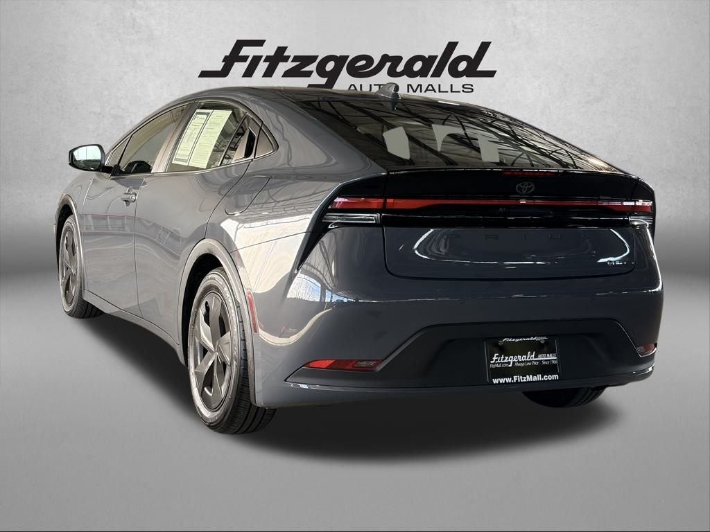 2025 Toyota PRIUS LE