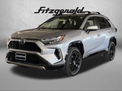 2022 Toyota RAV4 HYBRID SE