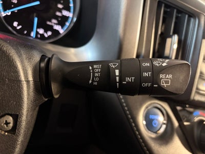 2018 Toyota RAV4 HYBRID XLE