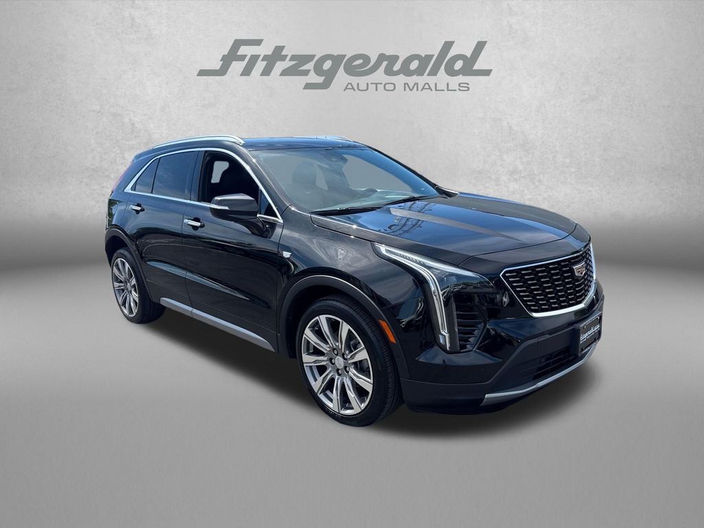2022 Cadillac XT4 Premium Luxury