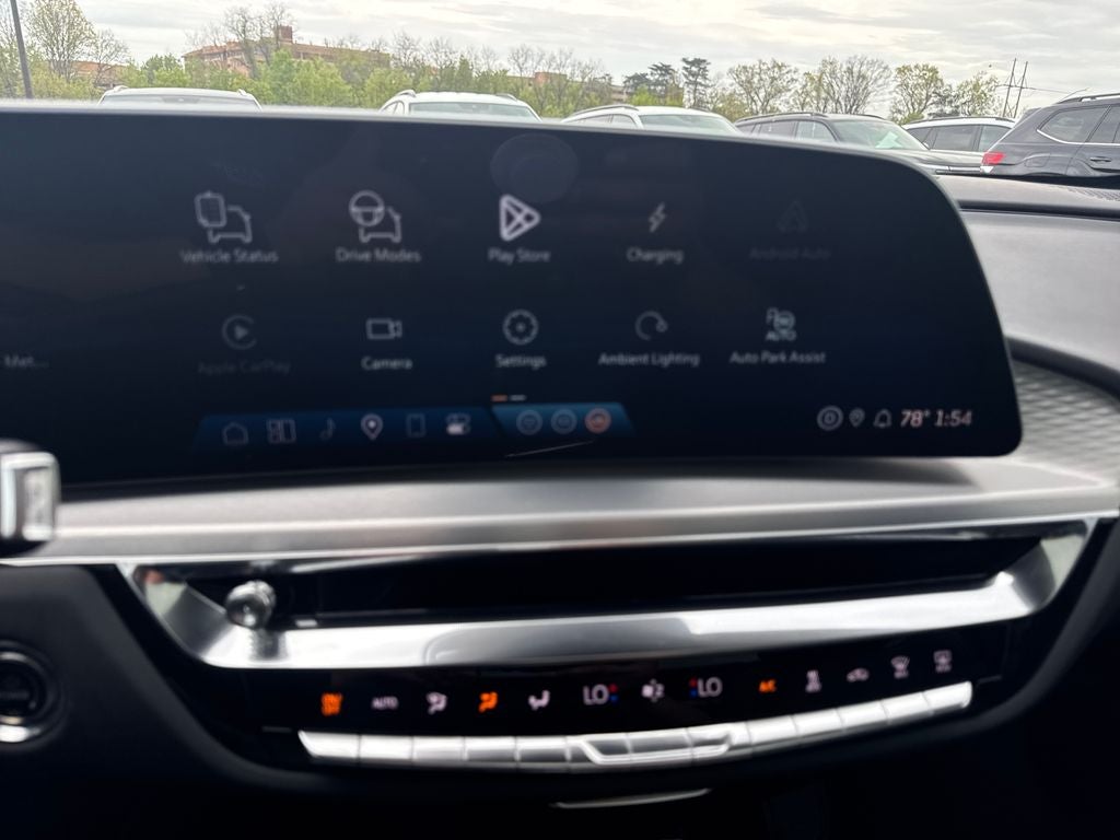 2025 Cadillac LYRIQ Luxury