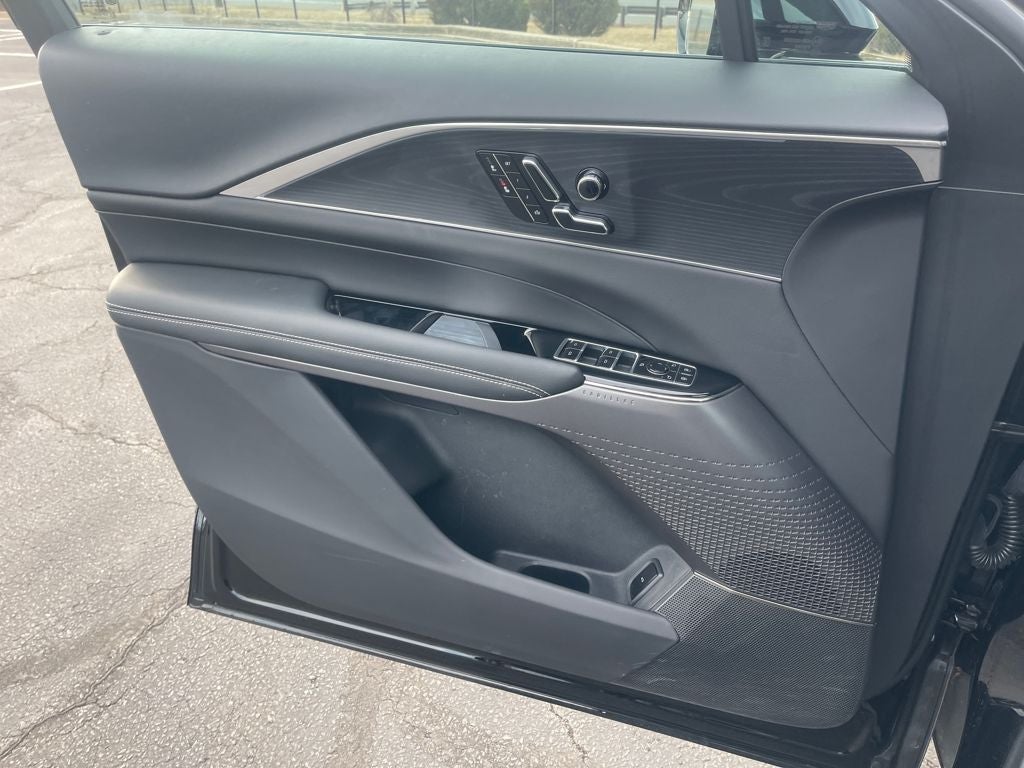 2025 Cadillac LYRIQ Sport