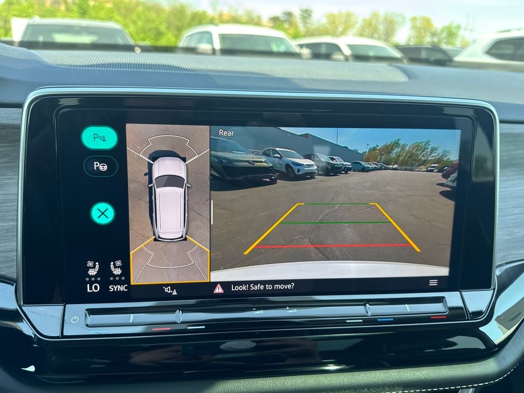 2024 Volkswagen Atlas 2.0T SEL Premium R-Line