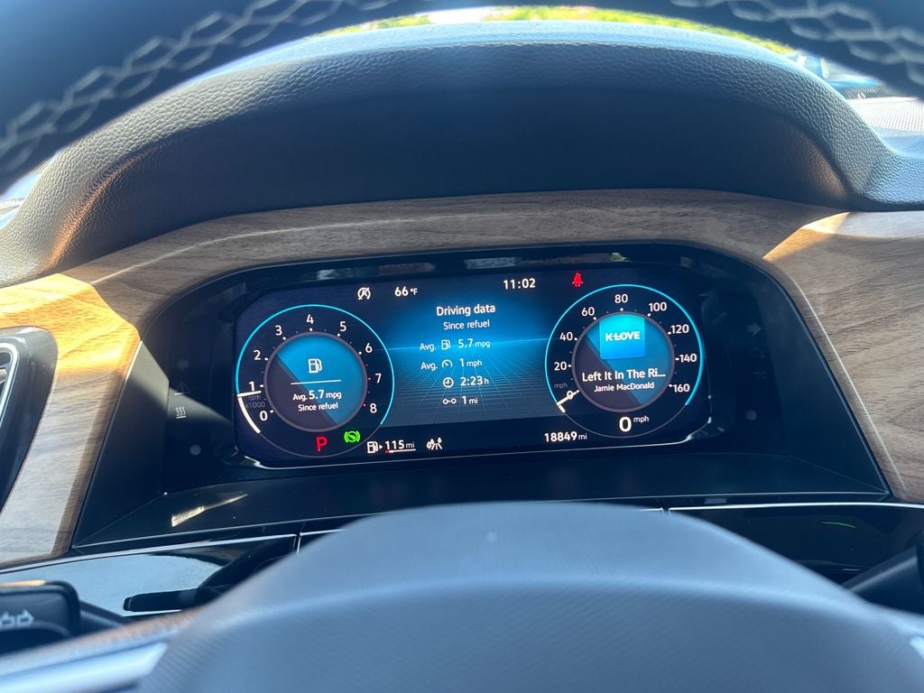 2025 Volkswagen Atlas 2.0T SE