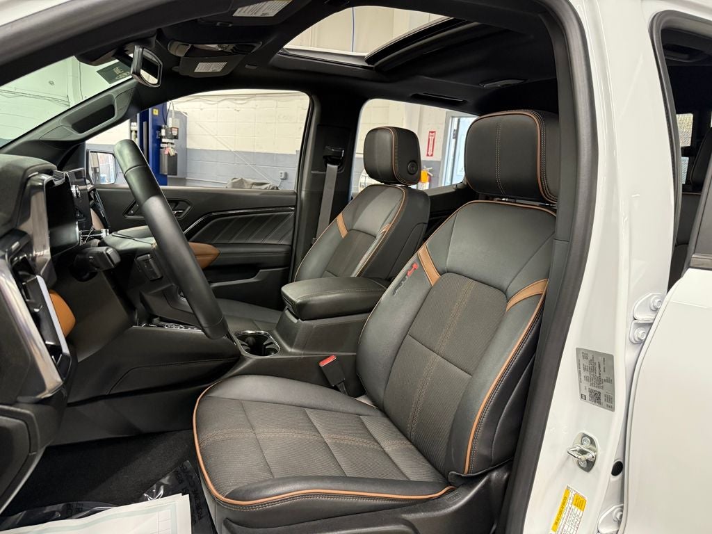 2023 GMC Canyon AT4