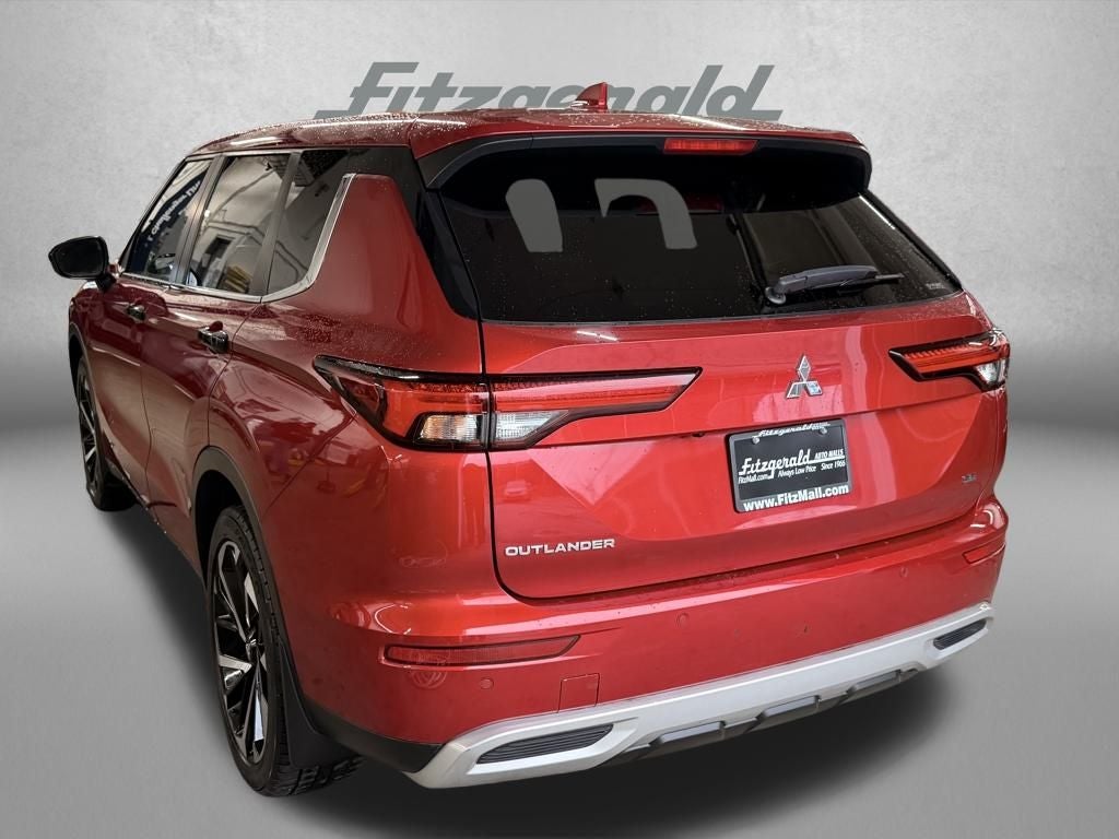 2022 Mitsubishi Outlander SE
