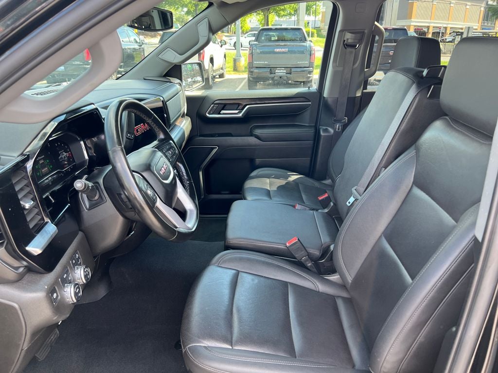 2025 GMC Sierra SLT