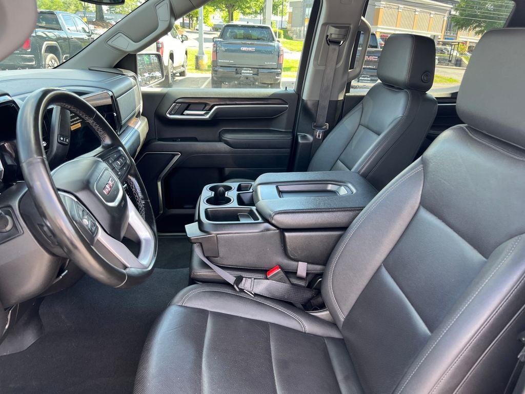 2025 GMC Sierra SLT