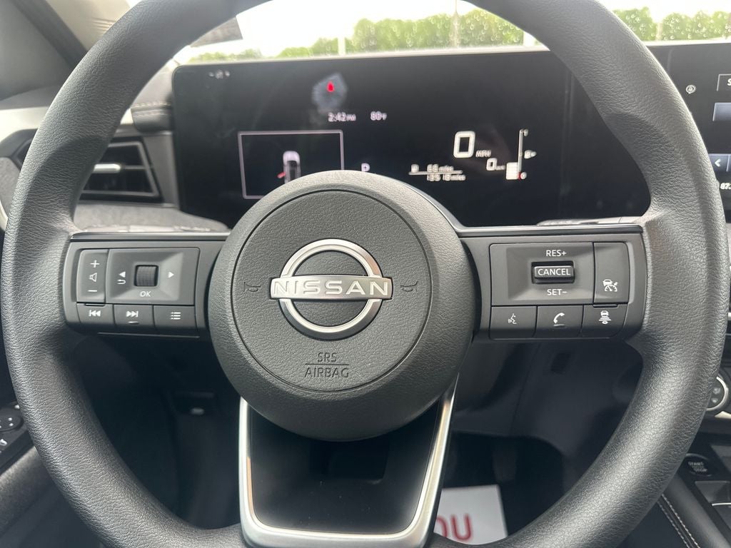 2025 Nissan Kicks MPV SV