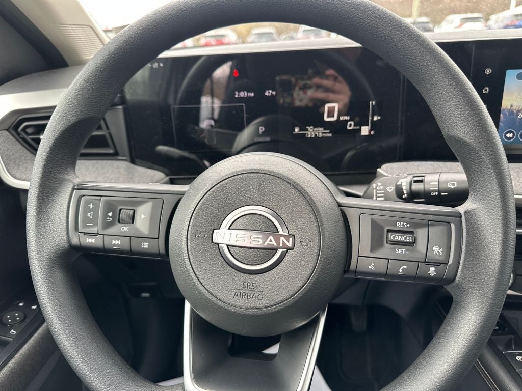 2025 Nissan Kicks MPV SV