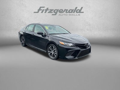 2019 Toyota CAMRY SE