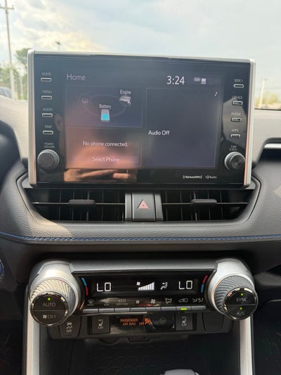 2022 Toyota RAV4 HYBRID SE