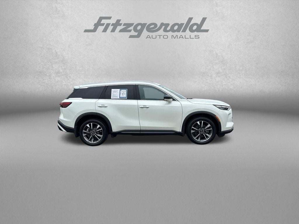 2023 INFINITI QX60 LUXE