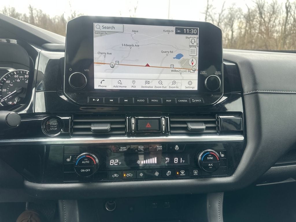 2025 Nissan Pathfinder SL