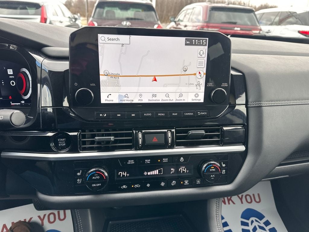 2025 Nissan Pathfinder Platinum