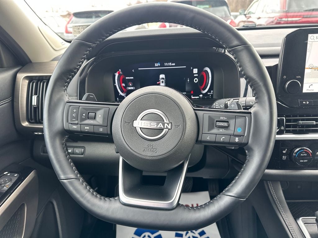 2025 Nissan Pathfinder Platinum