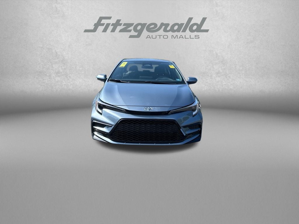 2026 Toyota COROLLA HYBRID SE