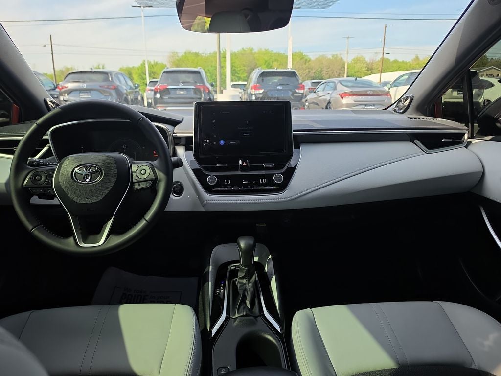 2025 Toyota COROLLA HATCHBACK XSE