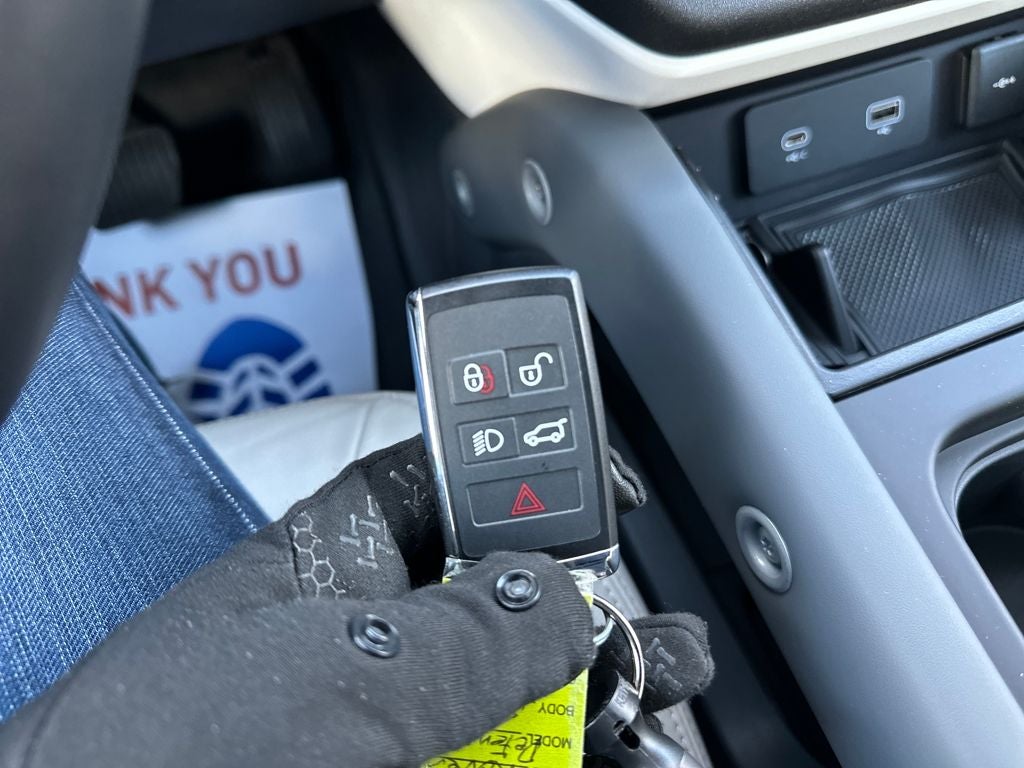 2024 Land Rover Defender S