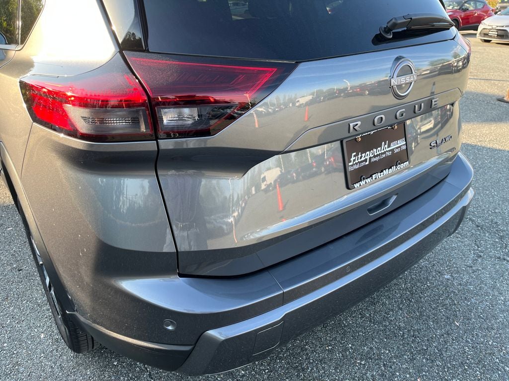 2026 Nissan Rogue SL
