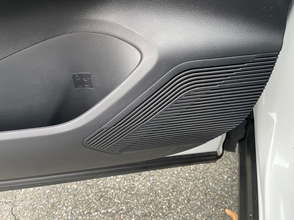 2024 Toyota Venza LE