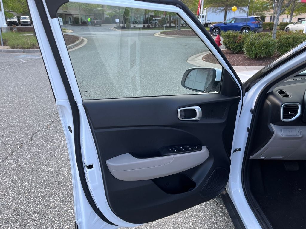 2025 Hyundai Venue SEL