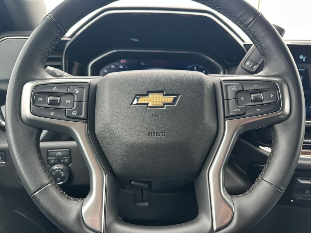 2025 Chevrolet Silverado 1500 4WD Crew Cab Standard Bed LT