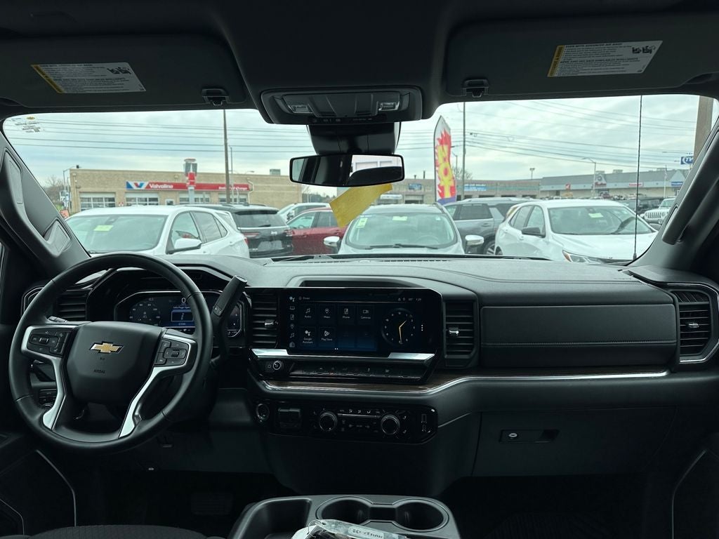 2025 Chevrolet Silverado 1500 4WD Crew Cab Standard Bed LT