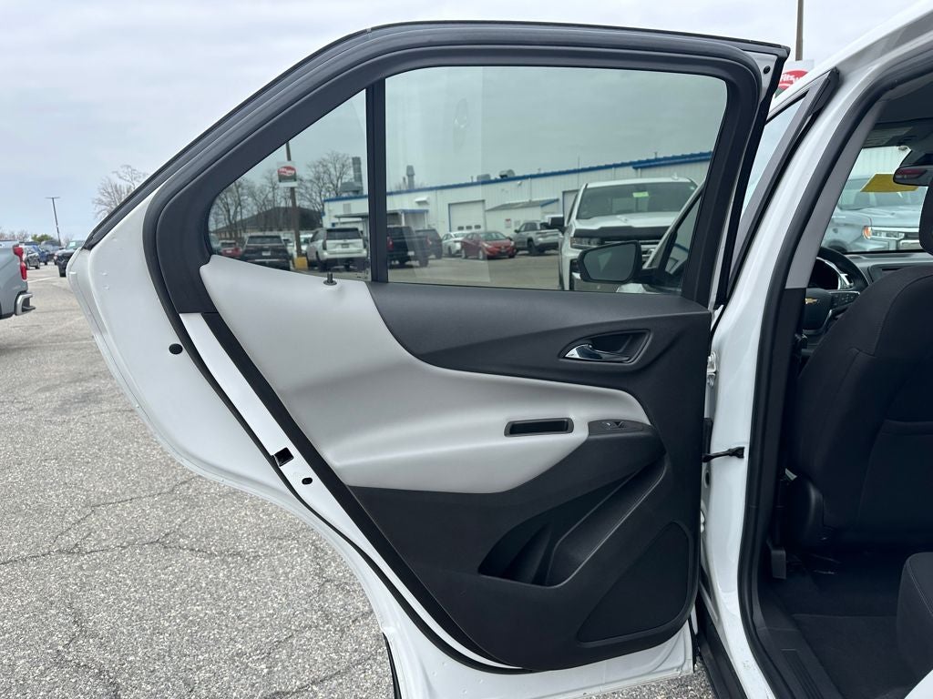 2021 Chevrolet Equinox FWD LS