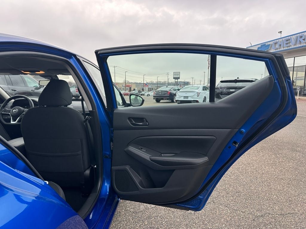 2023 Nissan Sentra SV Xtronic CVT