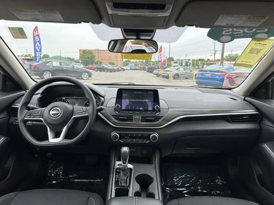 2025 Nissan Altima SV