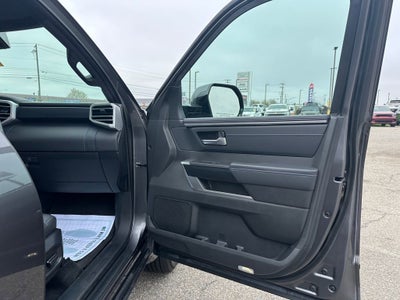 2024 Toyota Tundra Hybrid Platinum 4WD