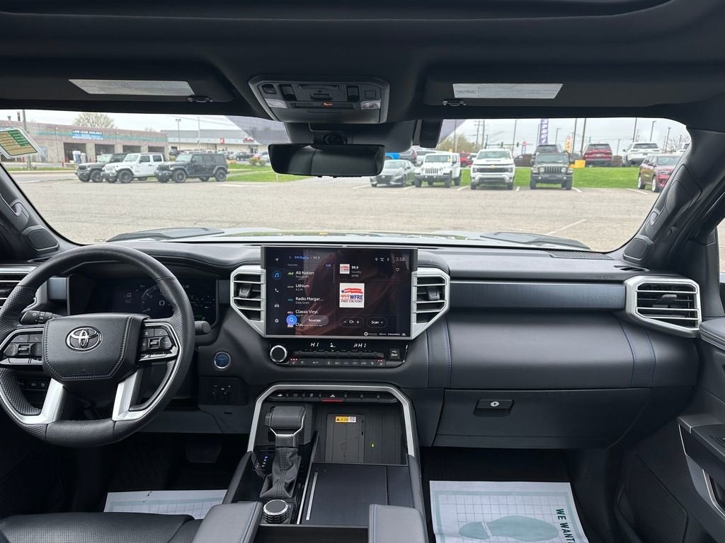 2024 Toyota Tundra Hybrid Platinum 4WD