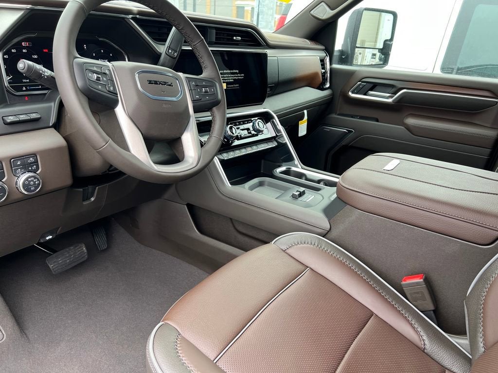 2025 GMC Sierra 2500 HD Denali