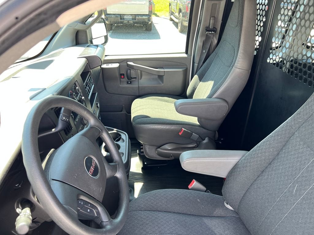 2025 GMC Savana Cargo Work Van